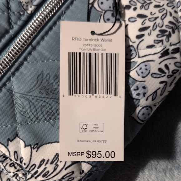 Vera Bradley Olive and White Floral Wallet - Picture 5 of 5